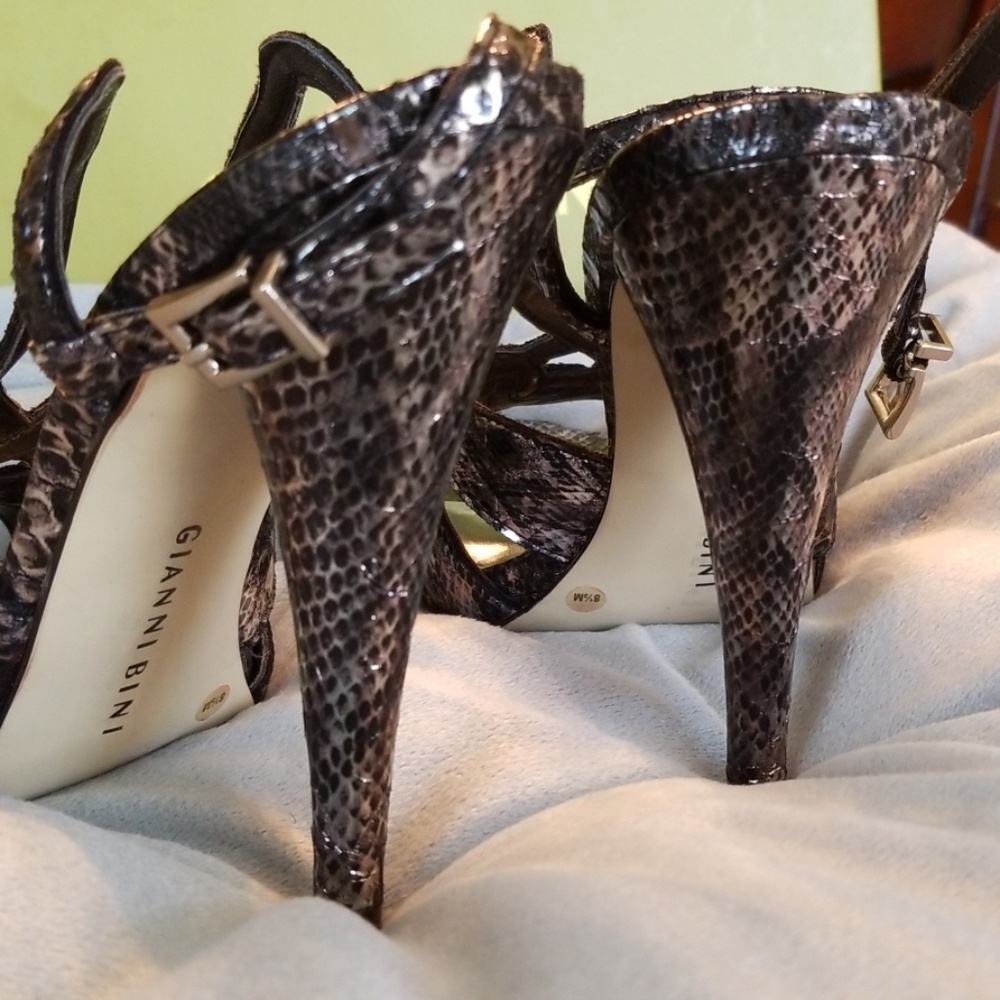 Gianni Bini Heels - Picture 3 of 4